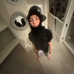 Meet your Posher, Carter